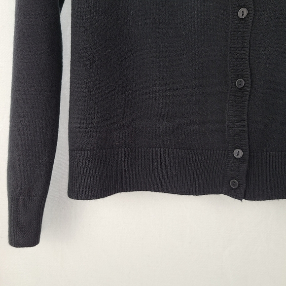 Very Soft Croft and Barrow Black Cardigan Sweater, Size Medium - Picture 4 of 6